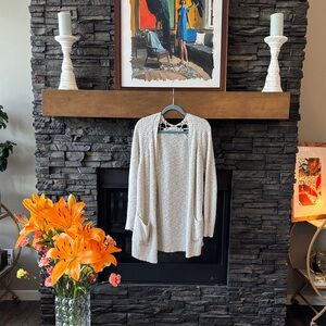 American Eagle Outfitters Cream‎ Cardigan